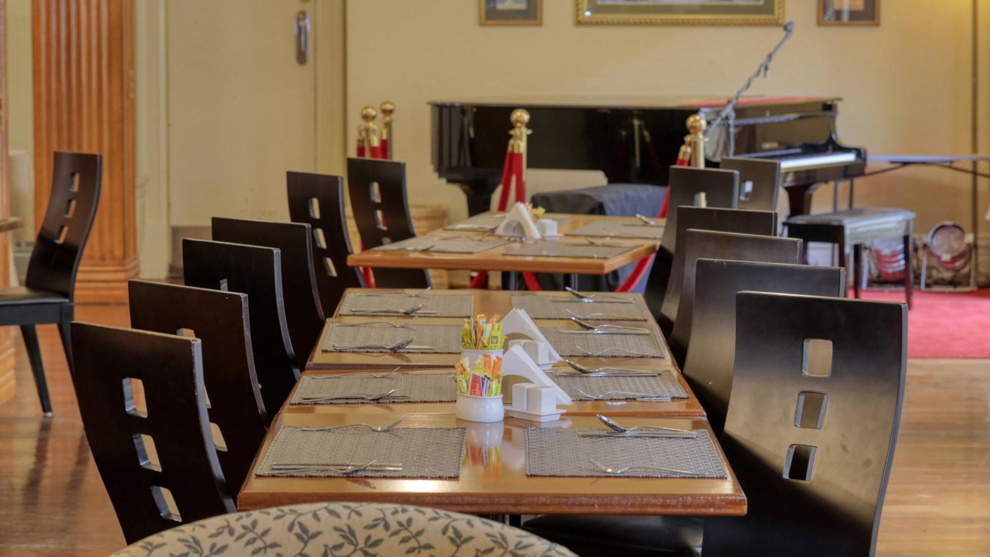 Royal Exchange Hotel Broken Hill Bagian luar foto